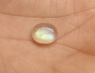 Rainbow moonstone Cabochon 2.55 carat