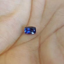 Load image into Gallery viewer, Iolite Faceted